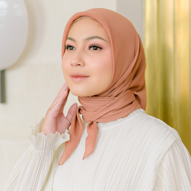 JILBAB BELLA SQUARE SEGI EMPAT / HIJAB BELLA SQUARE TERBARU WARNA TERLENGKAP