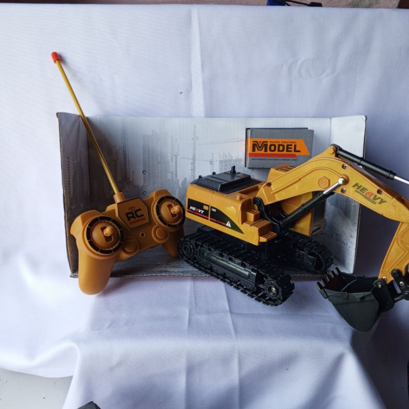 ESKALAVATOR REMOT CONTROL batrai cas/bego remot kecil bisa ngeruk/mobil keruk