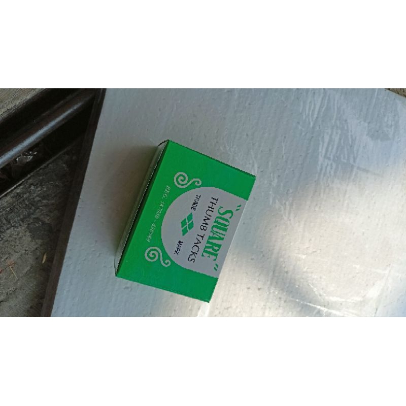 

PAKU PINES/ PAYUNG SQUARE 1 pack ISI 10 kotak