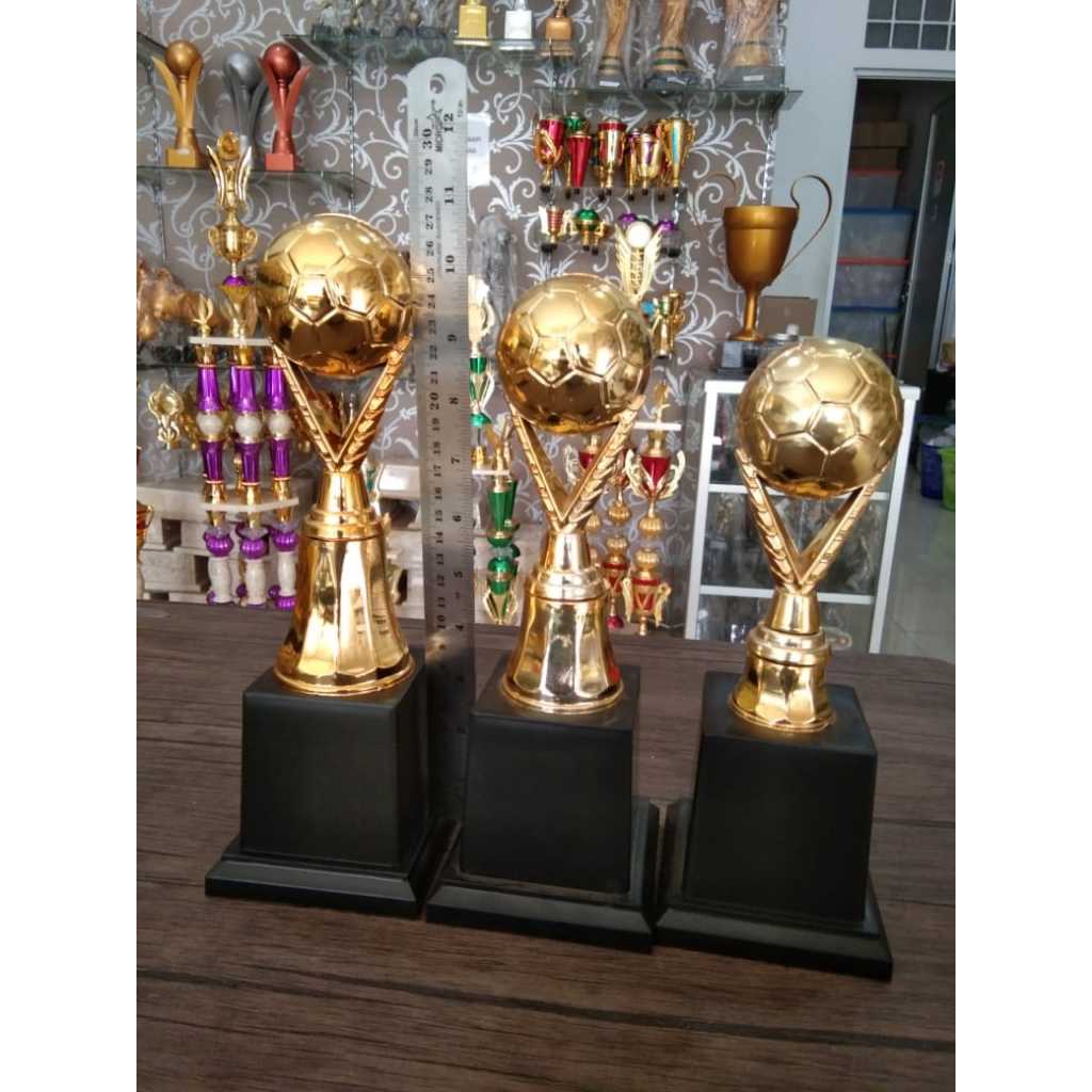 piala set bola,piala set futsal murah free tulisan