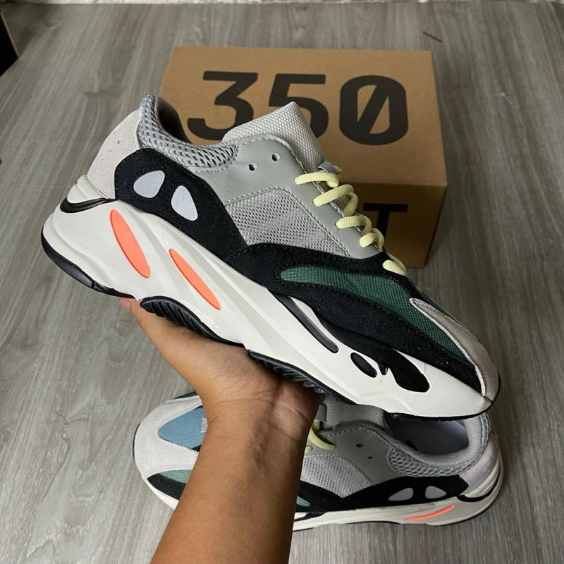 ADIDAS YEEZY BOOST 700 WAVERUNNER ORIGINAL