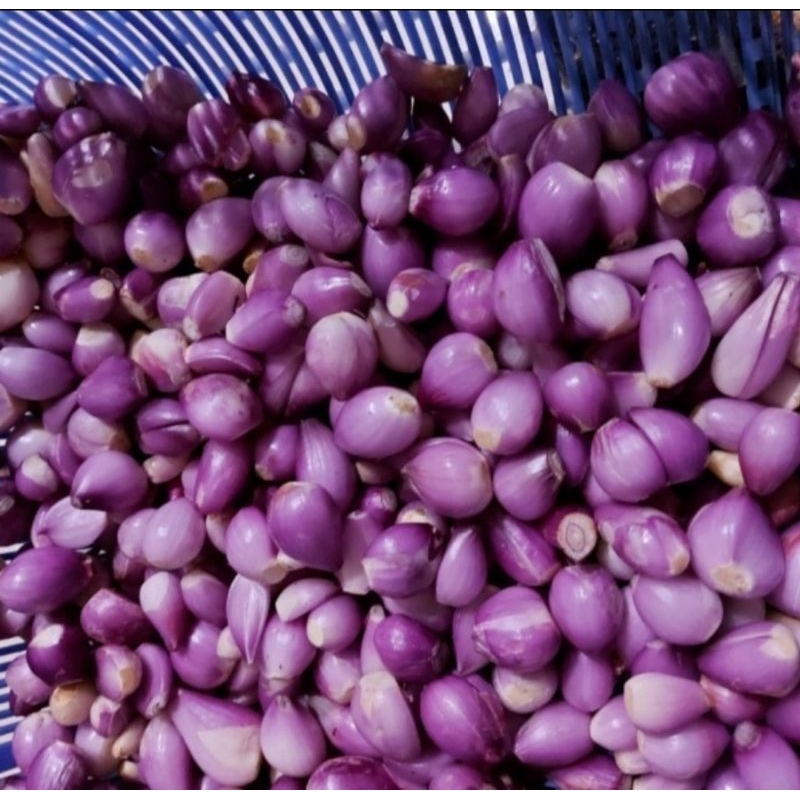 

Bawang Merah Kupas Segar 500 Gram