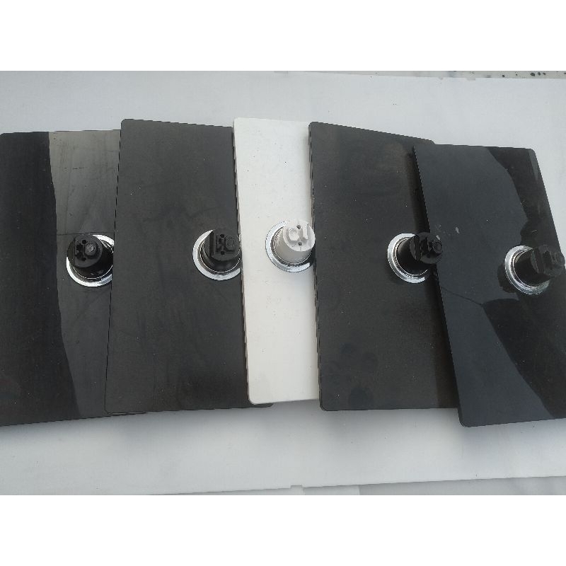 Kaki tv polytron 24inch