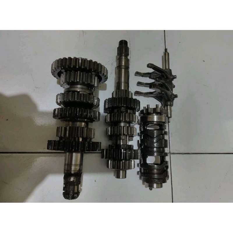 Gigi Rasio R15 v2/R15 v3/Xabre/Mx King 6 Speed Original Copotan
