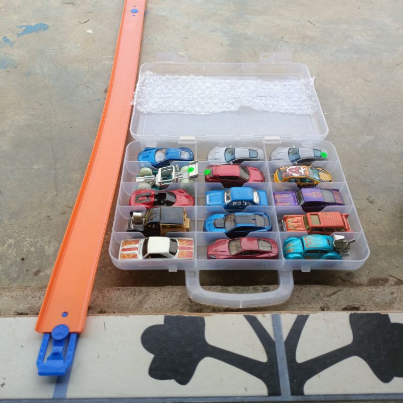 paket mainan hot track/jalan Wheels 4 helai
