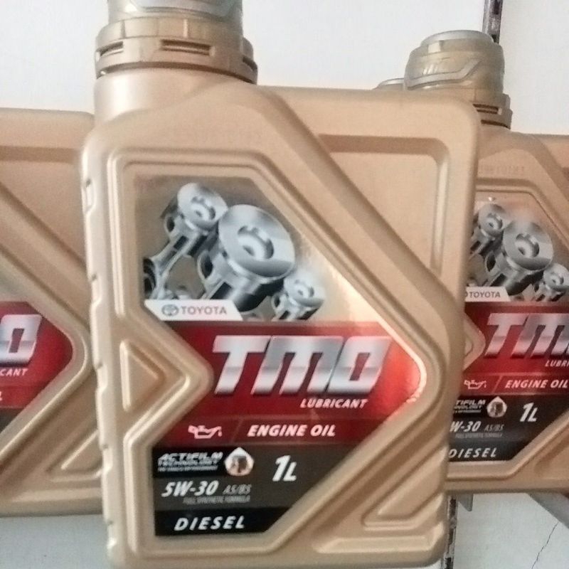 Oli Mesin Diesel Toyota 5W -30 1liter Ori