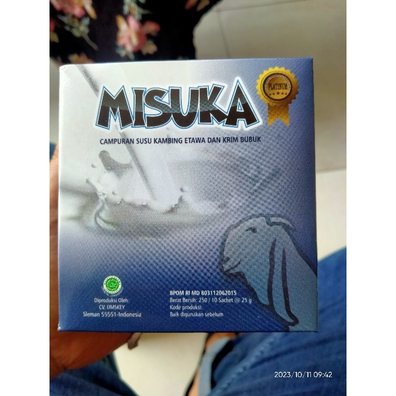 

susu kambing etawa Platinum kandungan susu kambing mencapai 87,5% berat bersih 250gram bonus lebih banyak 50gram.