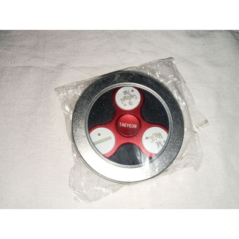 TAEYEON The Magic Of Christmas Time Fidget Spinner