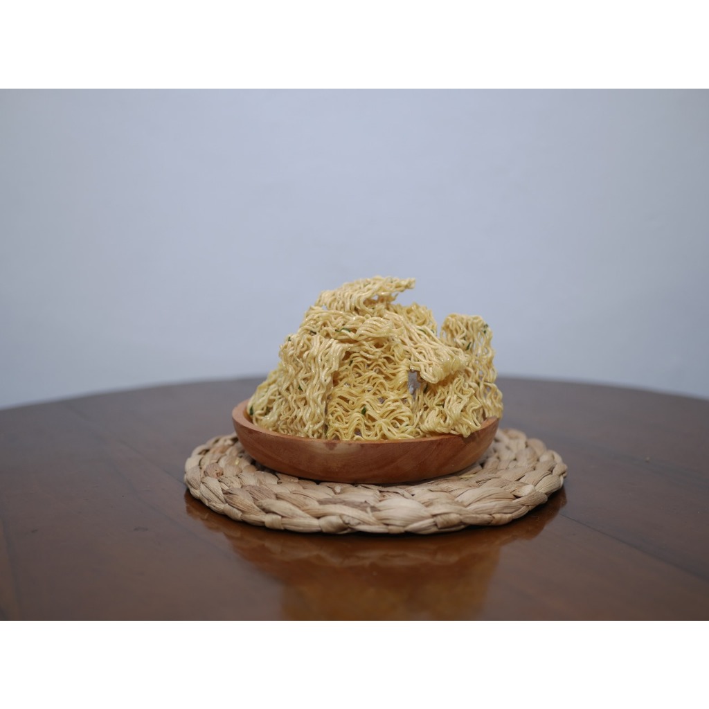 

MIE KERING ORIGINAL DAUN JERUK 1 KG