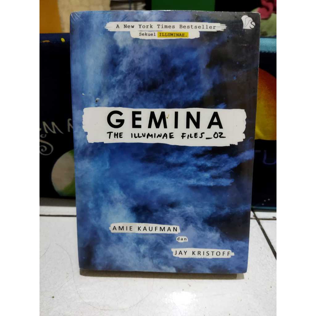 (Preloved) Gemina: The Illuminae File_02