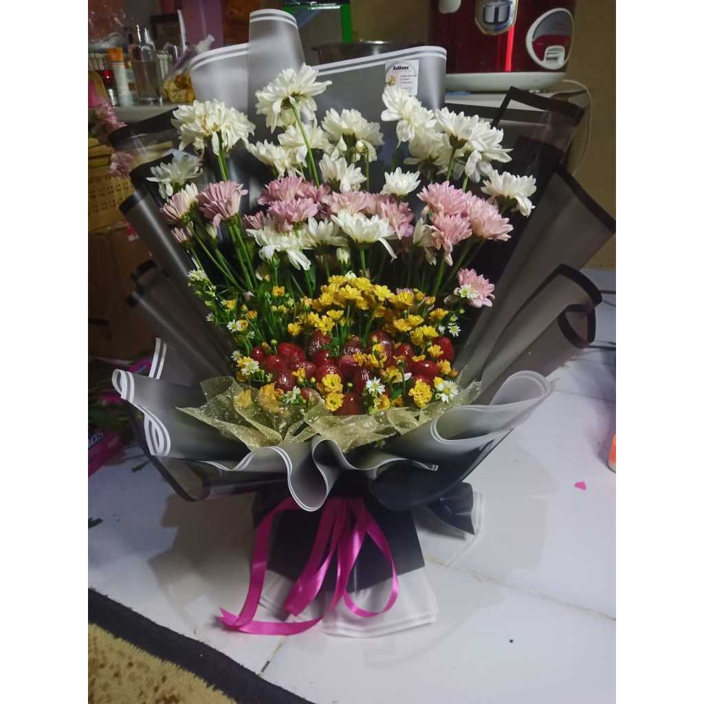 

Bouqet Bunga Asli | Fresh Flower | Buket strowberry | Hadiah Wisuda | Hadiah Anniversary | Hadial Ulang Tahun