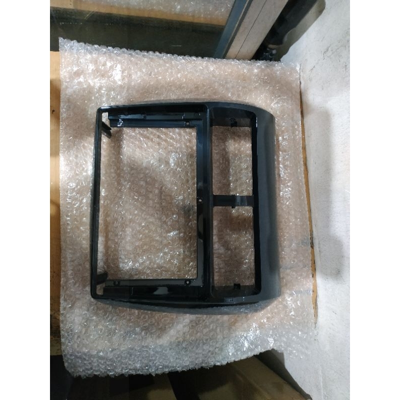Frame head unit Agya/Ayla 2013 - frame android 9 Inch Agya/Ayla 2013