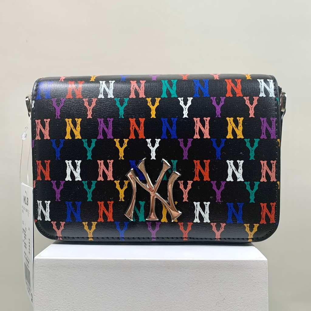 MLB Monogram Rainbow Hoodie Bag NY YANKEES black