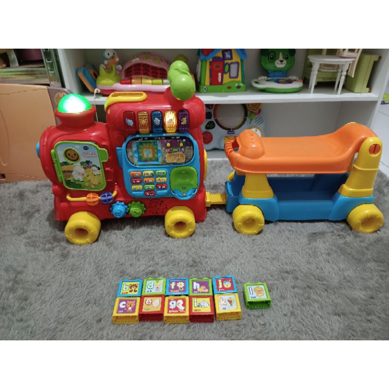 Vtech Pushwalker Ride Alphabet Train.Preloved