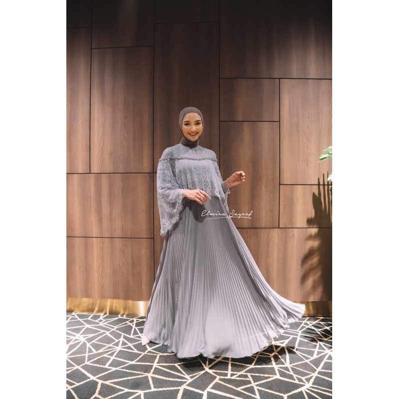 KYRANA DRESS IN GREY