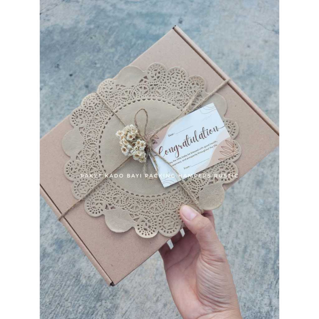 

Box Hampers Rustic Kotak Hadiah Plus Aksesoris - Kertas Kalo KAtu Ucapan dan Pita Kado
