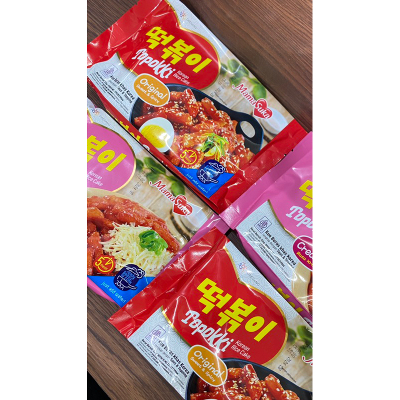 

MAMA SUKA TTEOKBOKKI cemilan korea drakor TOPOKKI Tteokbokki instan creamy tteokbokki instan korea rice cake mamasuka korean rice cake topokki instan sweet and spicy creamy rose tteokbokki