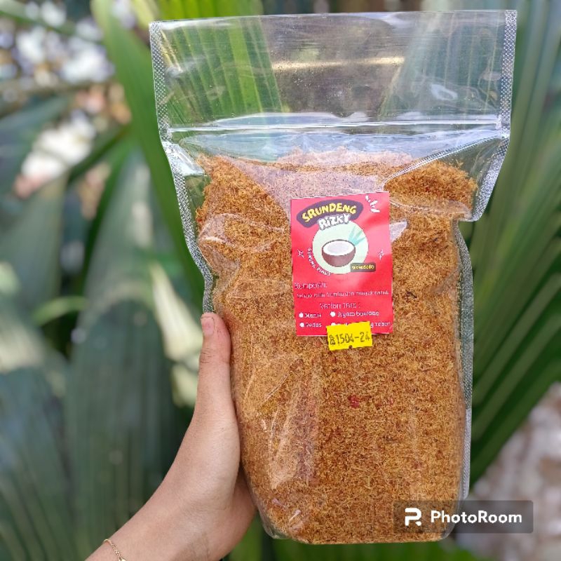 

Srundeng Kelapa Rizky kemasan pouch 1/2 kg