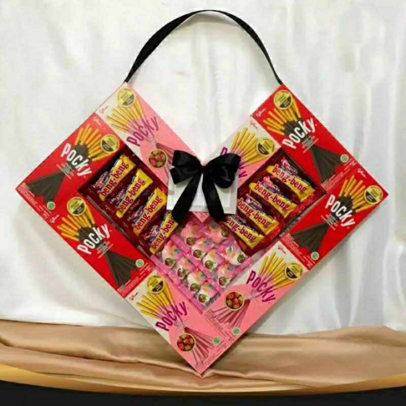 

[ Bisa COD ] Pocky Coklat Mix Strawberry + Beng-beng + Yupi