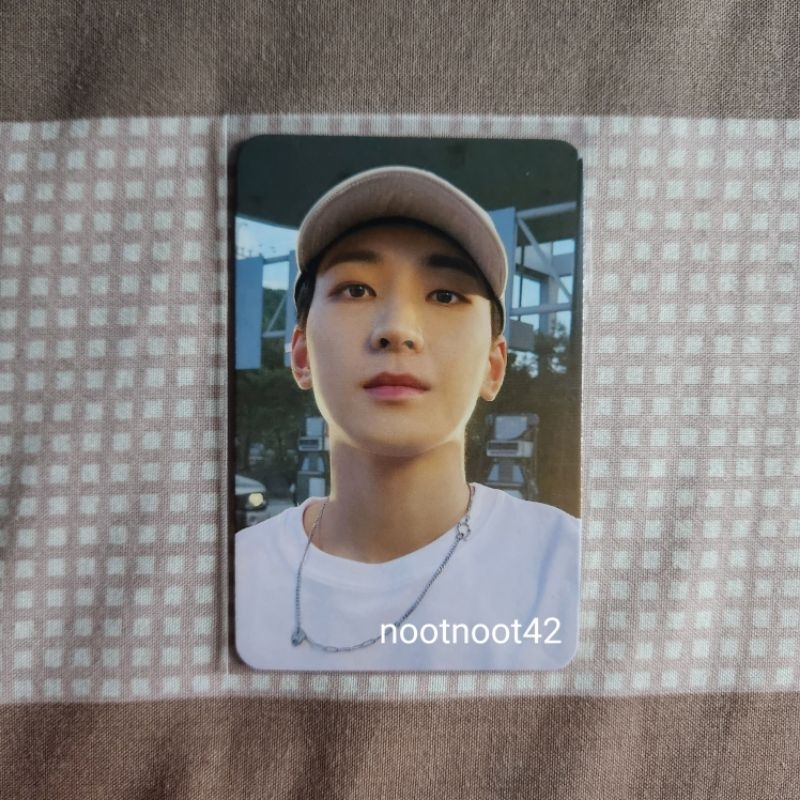 Wonwoo Sector 17 Shopee Fansign Benefit (FS Bene) Photocard