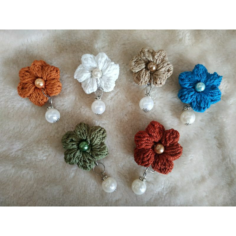 Bros bunga rajut mini / Bros rajut / Bros lucu