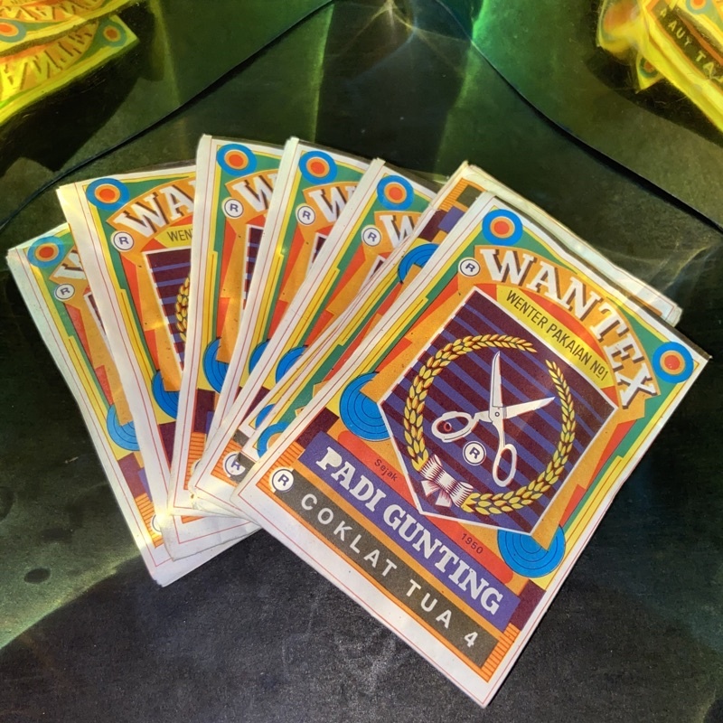 

Wantex Padi Gunting Warna Warni Lengkap Pewarna Wenter Sumbo Baju Tie Dye Sumba Kain Cotton Ecer Satuan Art Celup Ikat Jumputan Serbuk Coloring Iket Crafting Kerajinan Jeans Jean Sepatu Jaket Sweater Bahan Wantek Wanter Pentacle Malang