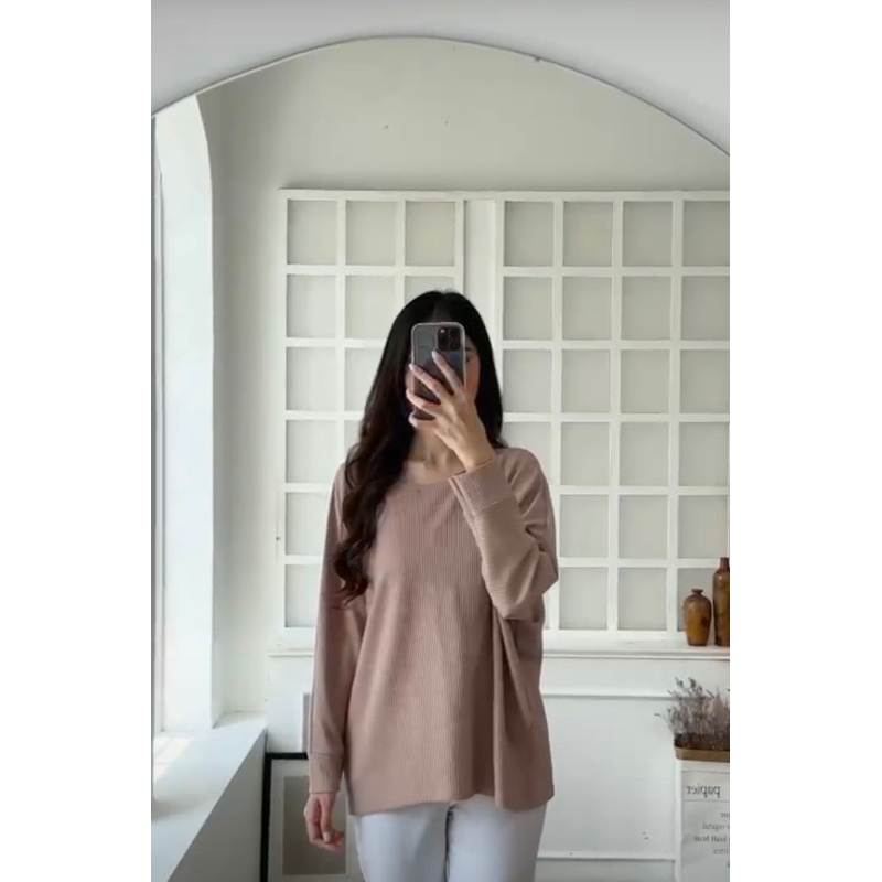 UNIQLO KNIT WOMAN BLOUSE PREMIUM