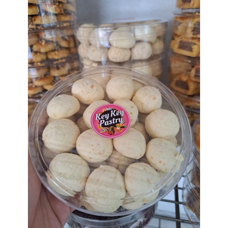 

Kue sagu