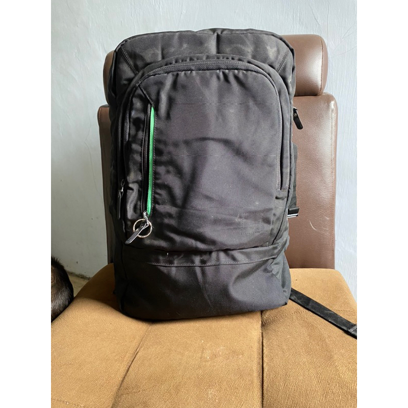 Preloved ransel K Swiss