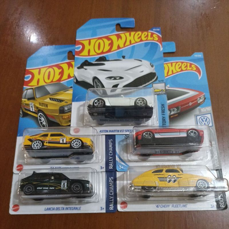 Paket Hot Wheels Regular Isi 5