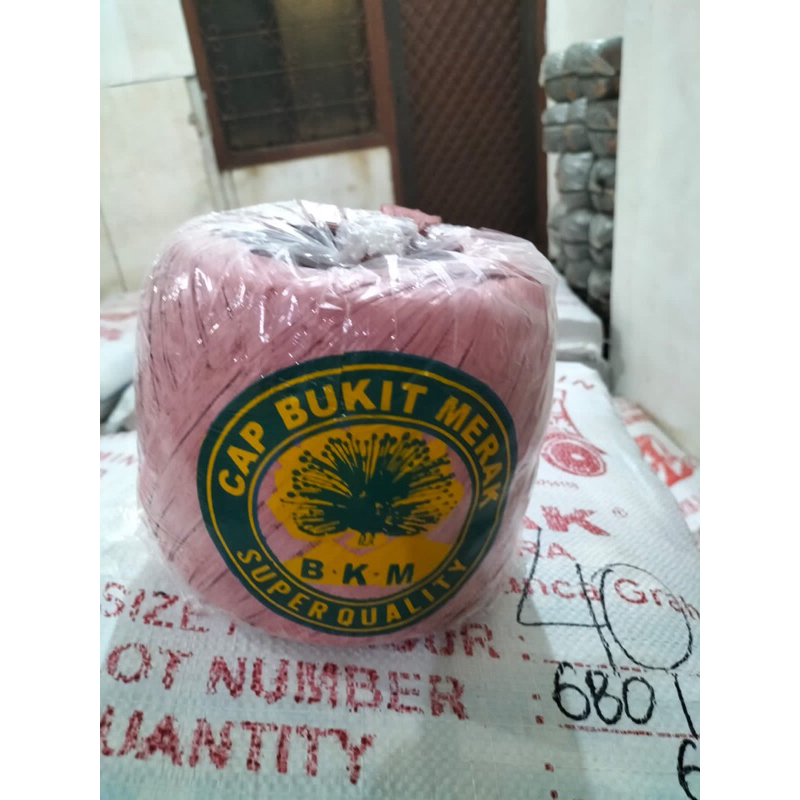 

TALI MERAH GULUNGAN GEDE FULL 1 KG / TALI MERAH