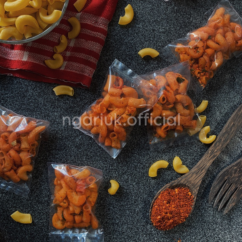 

Makaroni Pipa Kemasan Ekonomis || Makaroni Kemasan Kantong || Makaroni Pedas Premium || Makaroni Pedas Daun Jeruk || Makaroni Pedas Balado || Makaroni Jagung Bakar