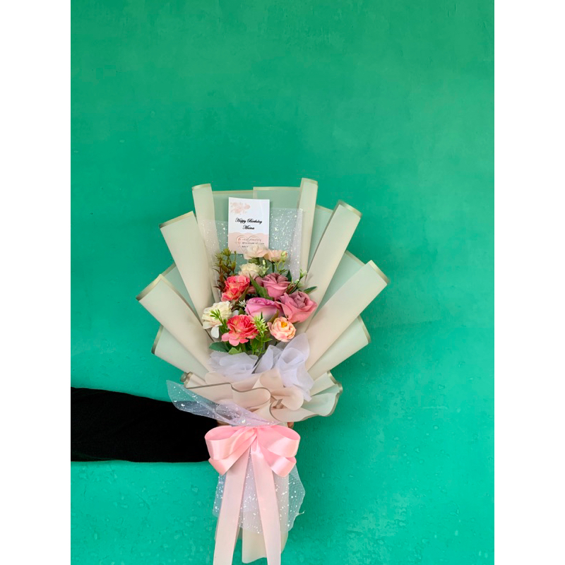 Bucket bunga artificial small / buket wisuda / buket murah / buket lamaran