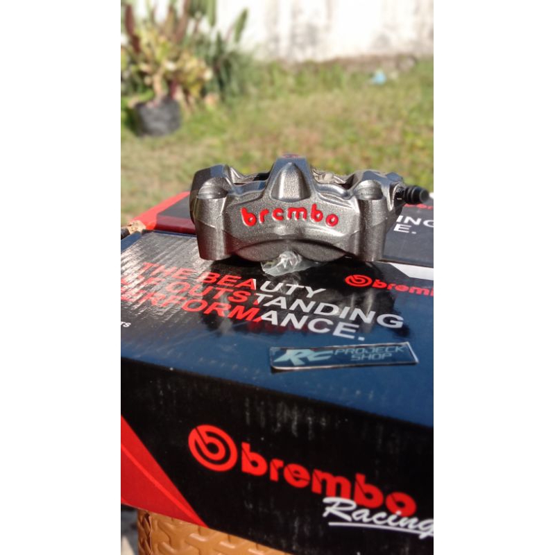 Kaliper Brembo M50 import , kaliper brembo m50 warna Grey