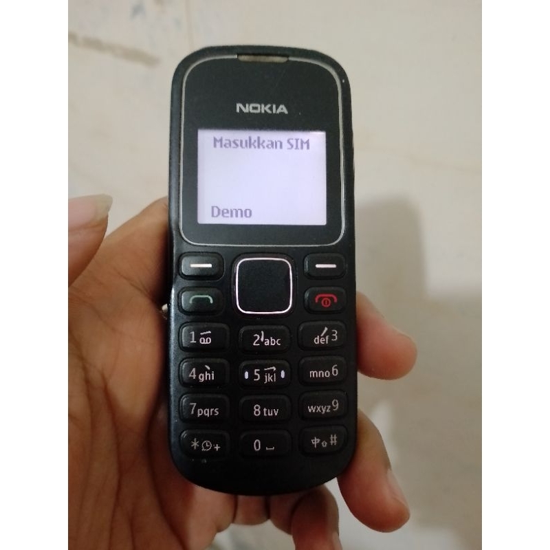 Nokia 1280 RM-647+carger