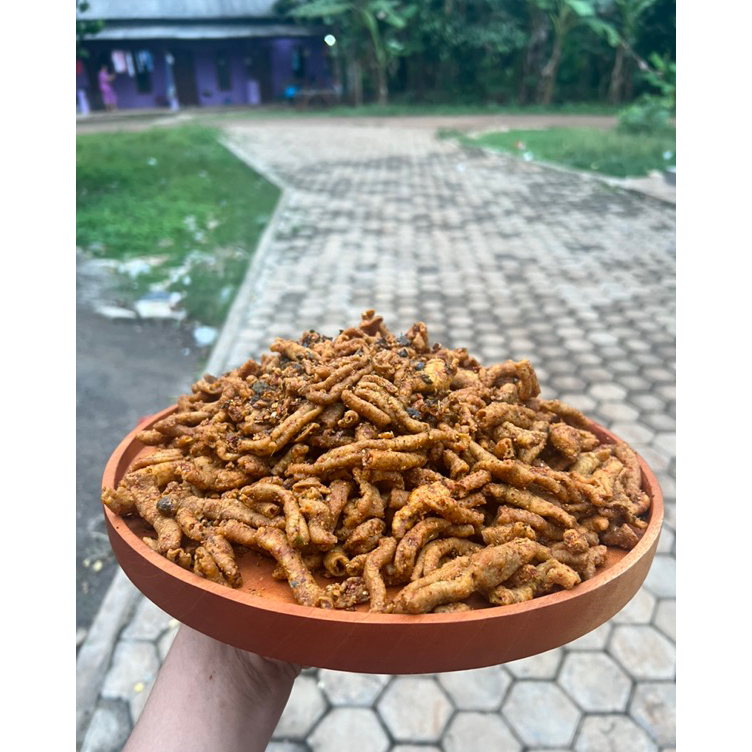 

➱➴≛❉ Kripik usus PEDAS daun jeruk 500gr