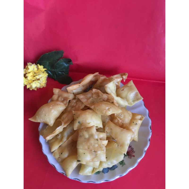 

PANGSIT DAUN BAWANG ORIGINAL 120 Gram