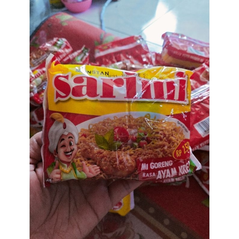 

Sarimi Goreng Ayam Kremes