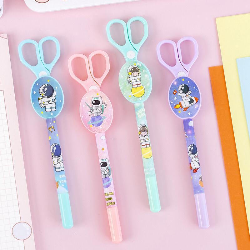 

#DS058 Pulpen Gel Gunting Astronout Lucu Imut / Bolpen Gel Gunting Karakter NASA / Pena Tinta Hitam