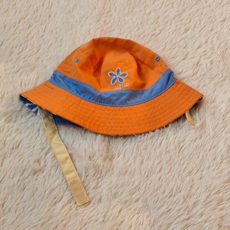 Original Topi Anak/Bucket Hat Baby Gap (Up to 6 months)