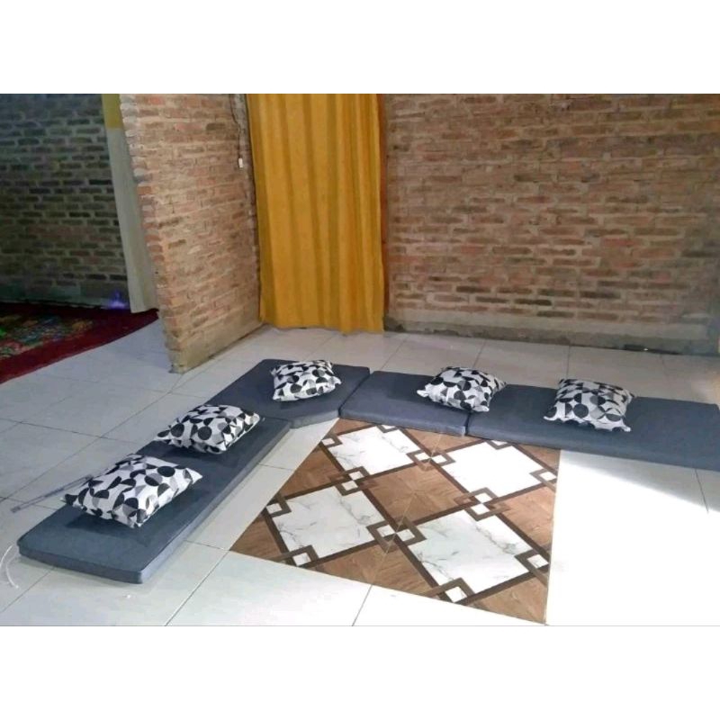 BUSA DUDUKAN KURSI TAMU BUSA DUDUKAN KURSI SUDUT