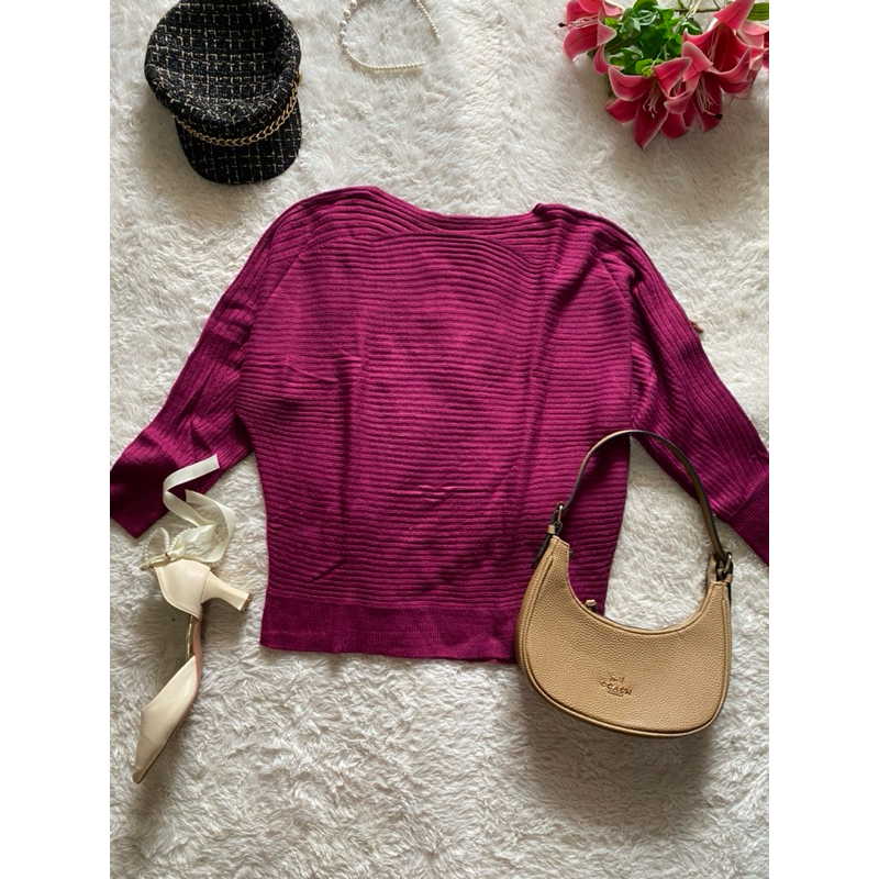 Atasan Batwing Rajut Magenta Ungu Salur wanita