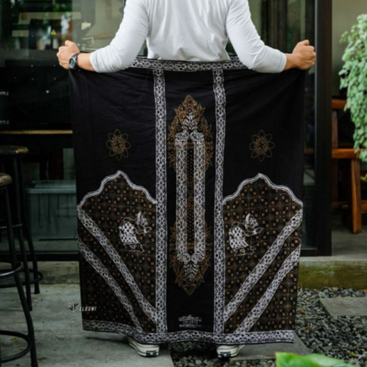 Sarung Batik Pria Dewasa Original Elrumi Hitam Motif Wayang