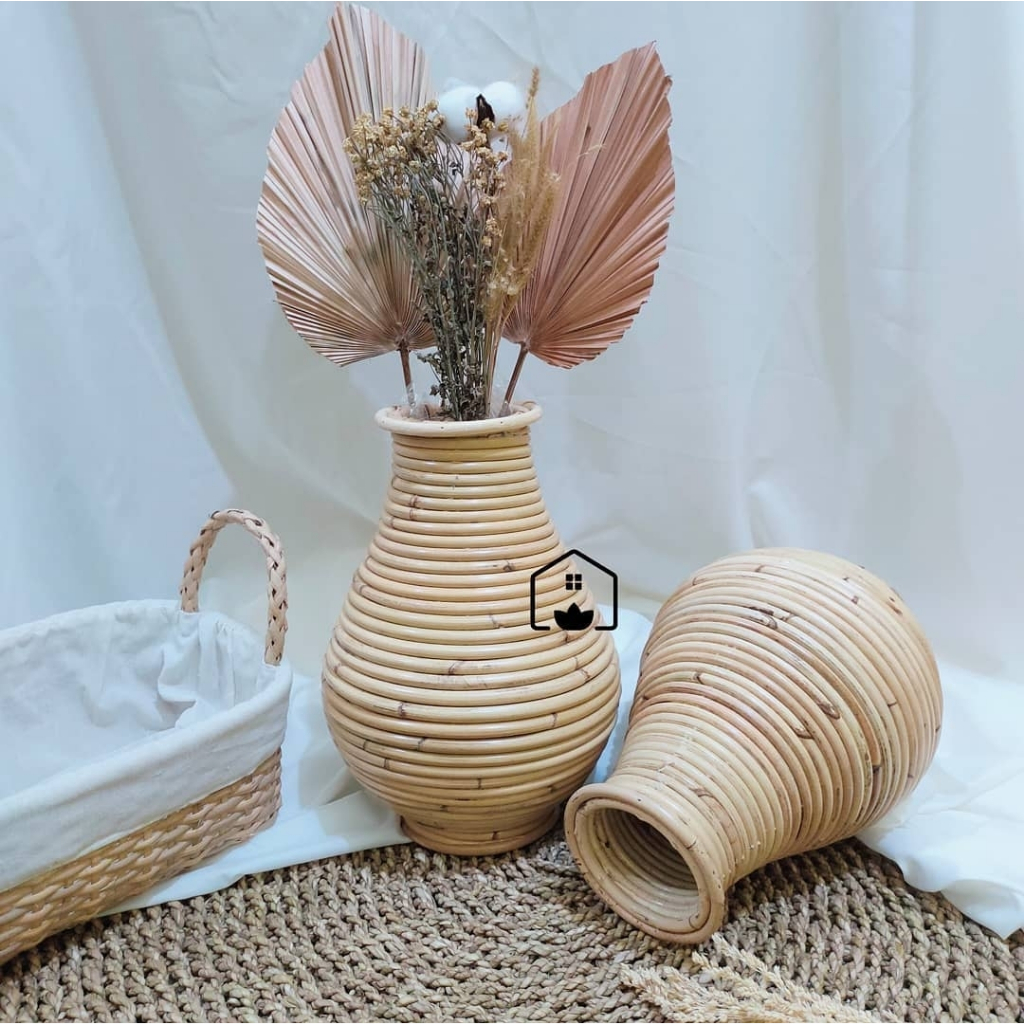 Vas Guci Rotan Mini / Vas Rotan Hias Photoshoot / Pot Rotan Natural / Vas Dekorasi Cantik