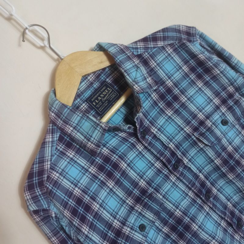 [Flannel Uniqlo] Kemeja Flanel Double Pocket Plaid Long Sleeve Shirt Biru Ungu Size XL / L