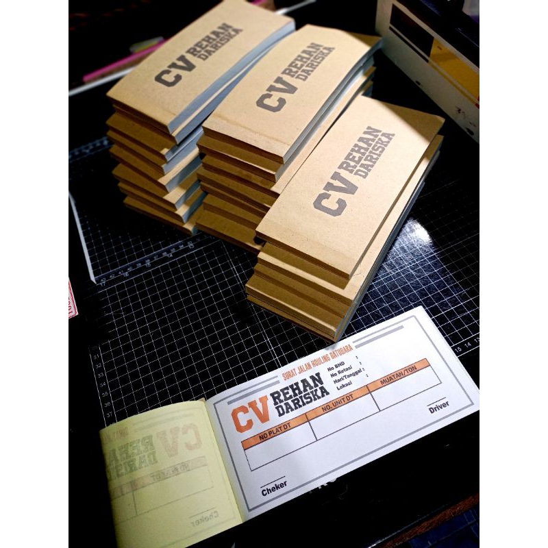 

Nota custom NCR (kertas tembus tulisan)