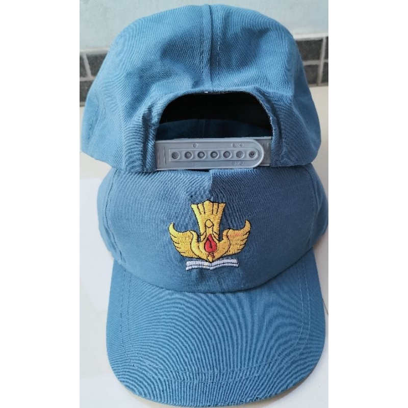 TOPI SMA LOGO TUTURI BORDIR