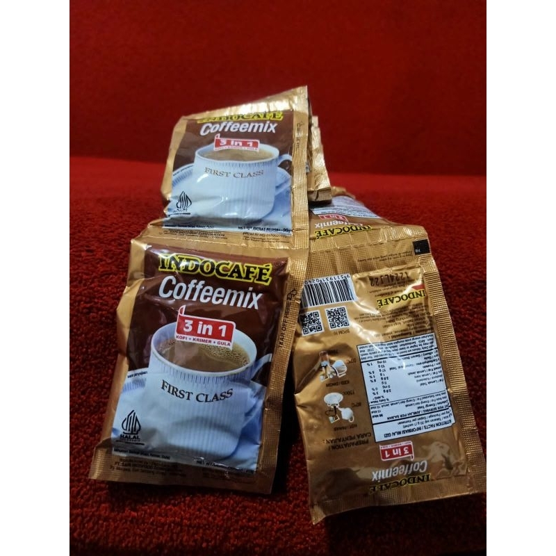 

KOPI INDOCAFE COFFEMIX 3 IN 1 (1 Renceng)