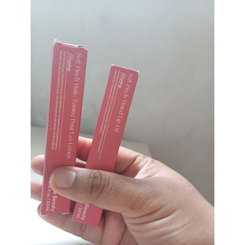 tinted lip oil