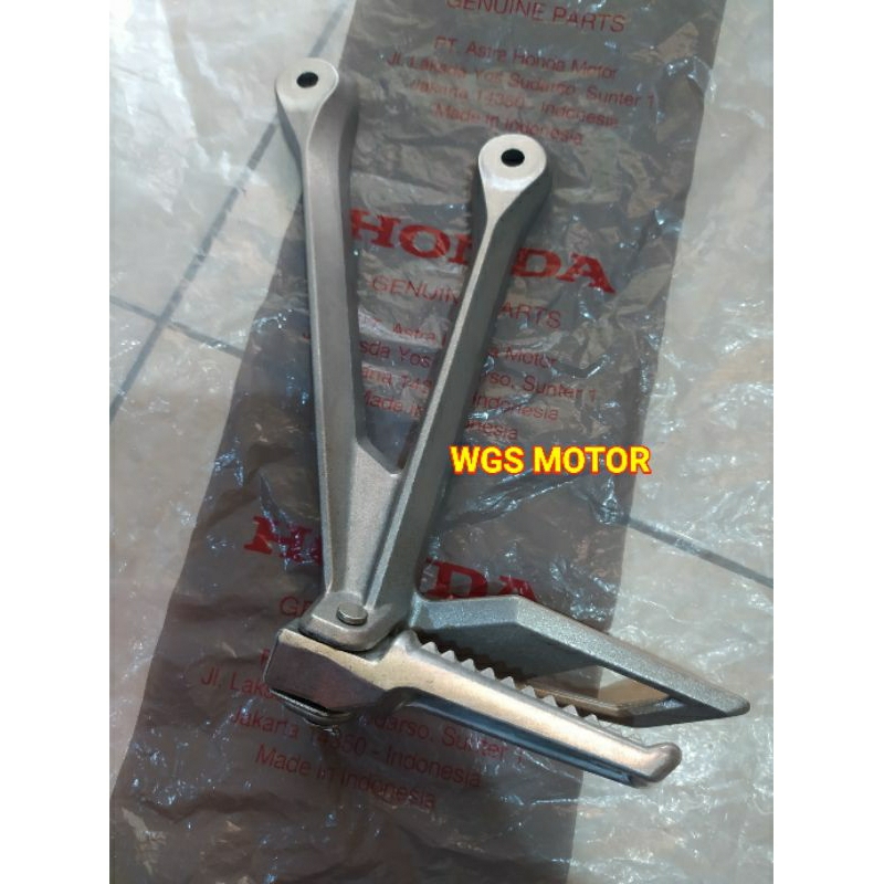 Step Footstep Dudukan Kaki Belakang New CBR150R NCBR CBR Facelift Led Ori Copotan